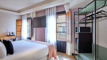 Quarto luxo | Roupas de cama premium, frigobar, cofres nos quartos, escrivaninha