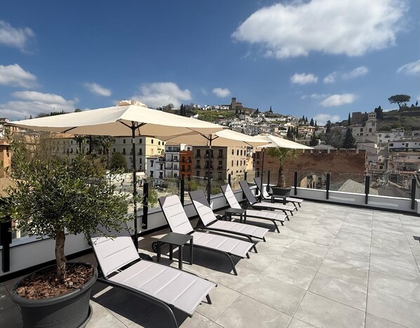 Rooftop terrace - Boutique Hotel Luna Triunfo Granada *NEW* (Granada)