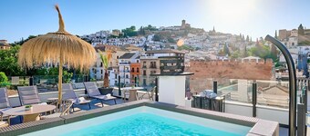 Boutique Hotel Luna Triunfo Granada *NEW*