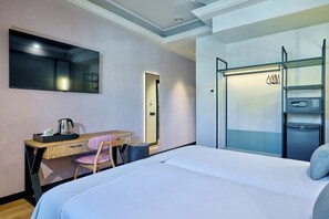 Habitación doble | Minibar, caja fuerte, sistema de insonorización