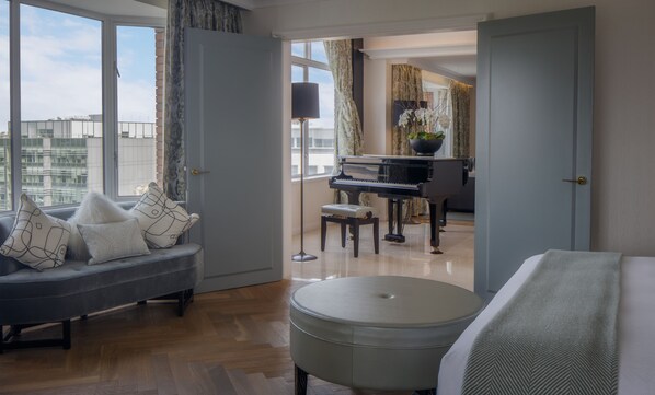 Presidential Suite, 1 King Bed | 1 bedroom, Egyptian cotton sheets, premium bedding, minibar