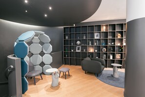 Lobby sitting area - Novotel Marne-La-Vallée Noisy-Le-Grand (Noisy-le-Grand)