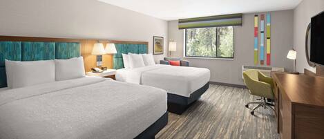 Down duvets, in-room safe, desk, blackout curtains