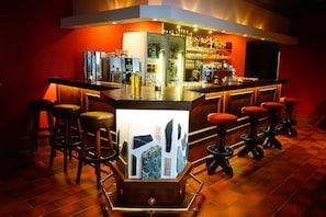 Bar (in der Unterkunft)