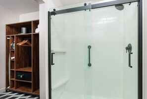 Bathroom shower - Hampton Inn Key West FL (Key West)