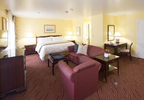 Habitación Premium, 1 cama King size | Caja de seguridad en la habitación, escritorio y cortinas blackout 