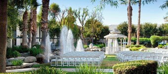 Four Points by Sheraton Bakersfield