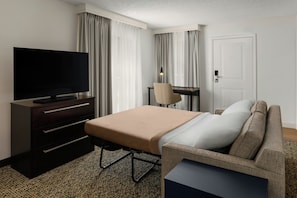 Pillowtop beds, in-room safe, desk, laptop workspace