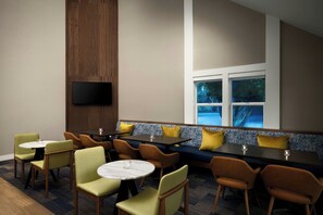 Lobby sitting area - Residence Inn by Marriott Palo Alto Mountain View (Mountain View)