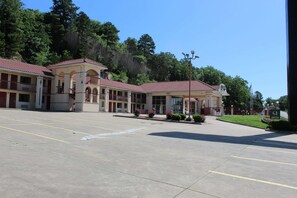 Exterior - Quality Inn Conway - Greenbrier (Conway)