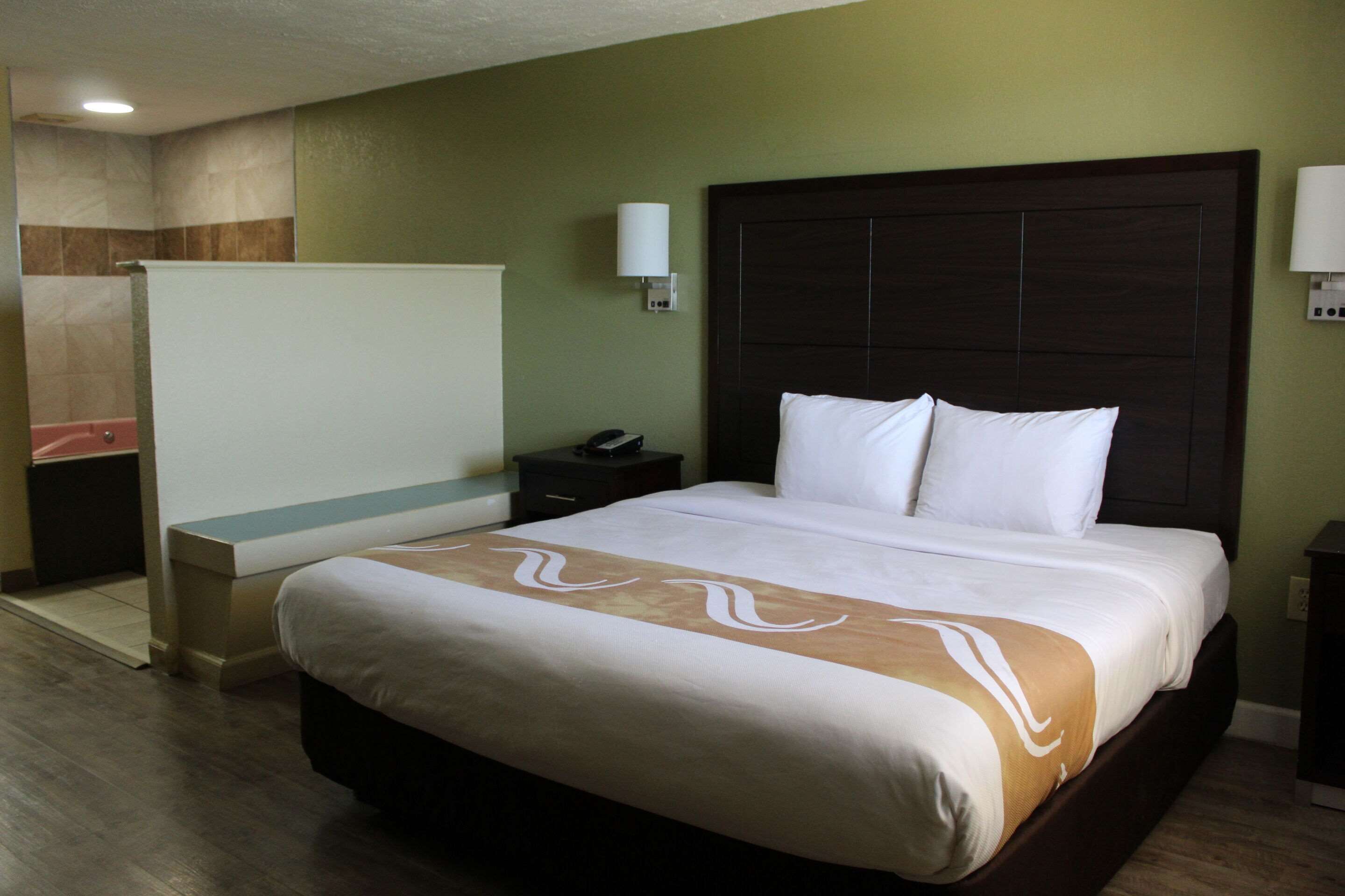 Desk, blackout drapes, iron/ironing board, free WiFi