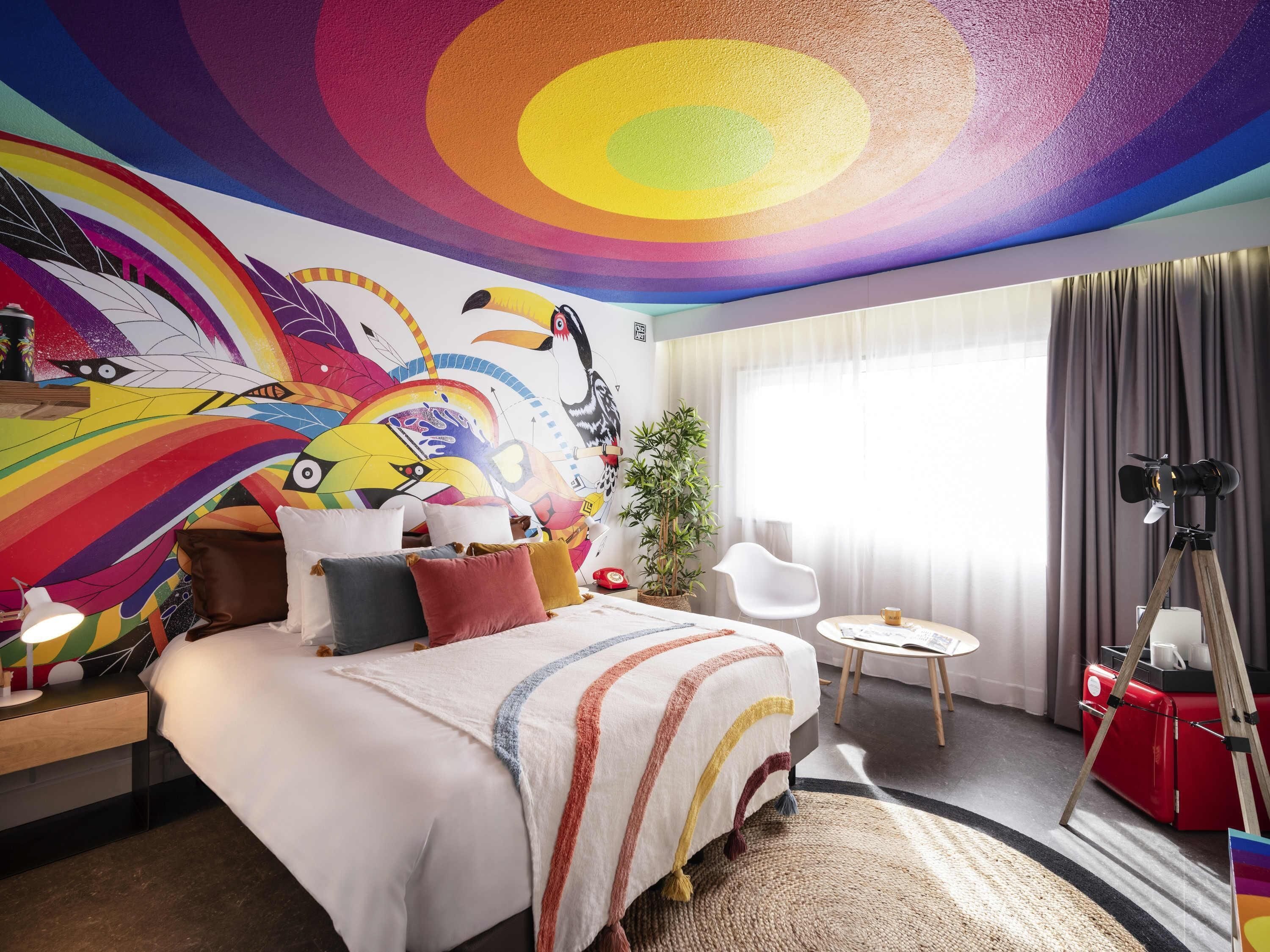 Rom, 1 dobbeltseng (Arty) | Sengetøy av topp kvalitet, senger med overmadrass og skrivebord