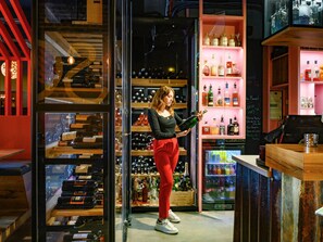 Bar (in der Unterkunft)