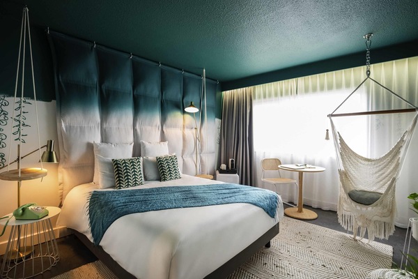 Room, 1 Double Bed (Arty) | Premium bedding, pillowtop beds, desk, blackout drapes