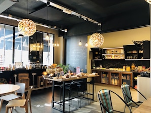 Daily buffet breakfast (EUR 19.00 per person)