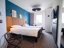 Habitación estándar, 2 camas individuales | Escritorio, espacio para trabajar con un portátil, cortinas opacas