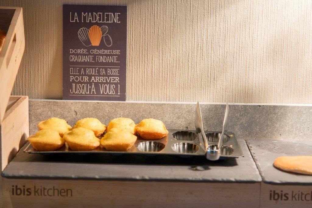 朝食ビュッフェ