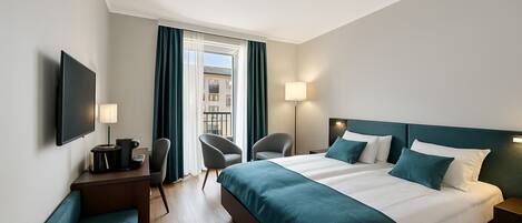 Betten mit Memory-Foam-Matratzen, Minibar, Zimmersafe, Schreibtisch