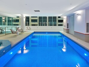 Indoor pool - Novotel Melbourne on Collins (Melbourne)
