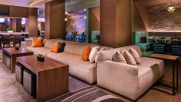 Frühstück, Mittagessen, Abendessen, amerikanische Küche