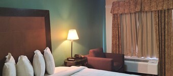 Deerfield Inn & Suites