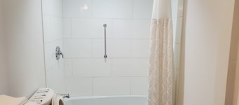 Deerfield Inn & Suites