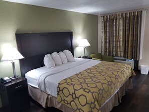 Escritorio, tabla de planchar con plancha y cunas gratuitas 