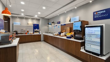 Free daily continental breakfast