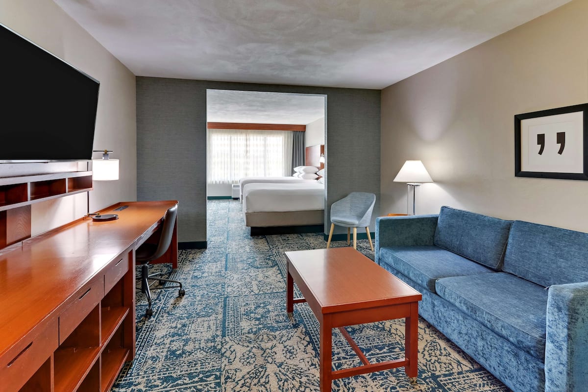 In-room safe, desk, iron/ironing board, rollaway beds