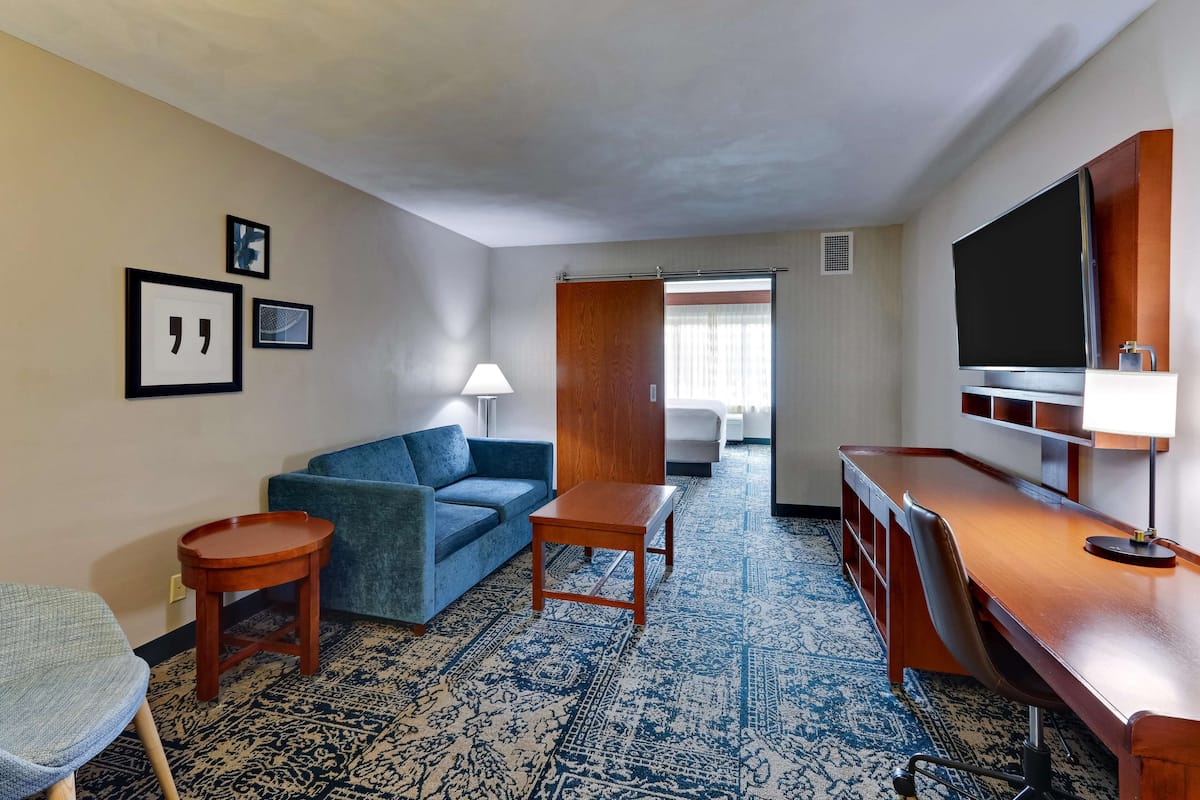 In-room safe, desk, iron/ironing board, rollaway beds