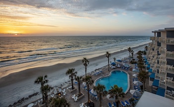 Hotel Exterior at The Shores Resort & Spa