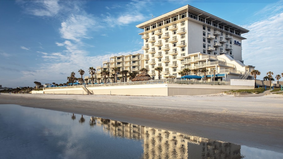 The Shores Resort & Spa