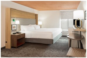 In-room safe, desk, blackout curtains, soundproofing - Holiday Inn Roanoke Airport – Conference CTR by IHG (Roanoke)