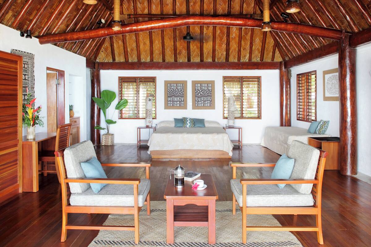 premium bungalow, ocean view, beachfront | premium bedding, pillow-top beds, minibar, in-room safe