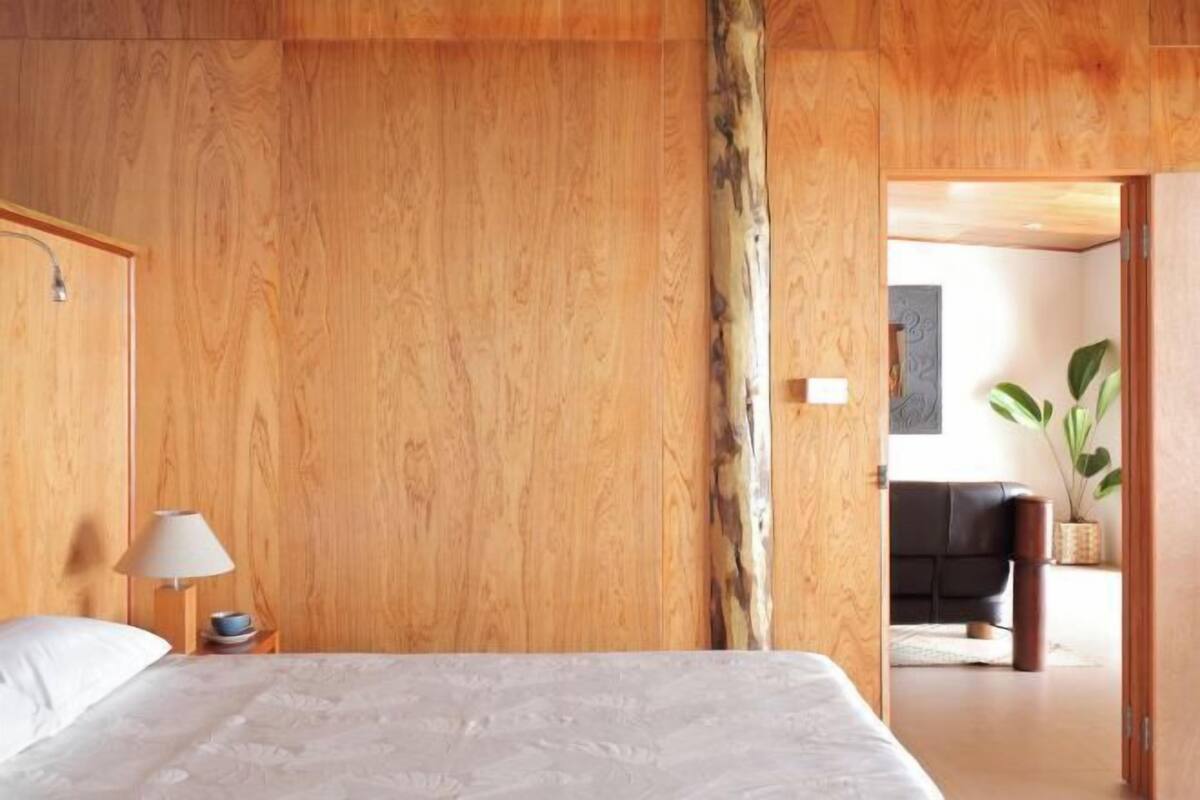 Literie de qualité supérieure, surmatelas, minibar