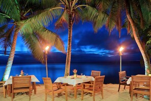 Breakfast, lunch, dinner served; beach views