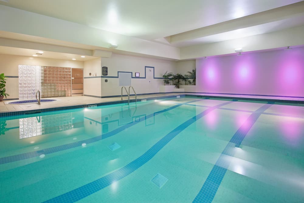 luxury hotels in Moncton