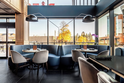 Crowne Plaza Moncton-Downtown by IHG