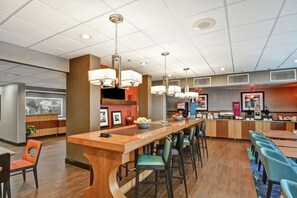 Lobby - Hampton Inn Charlotte-Gastonia (Gastonia)