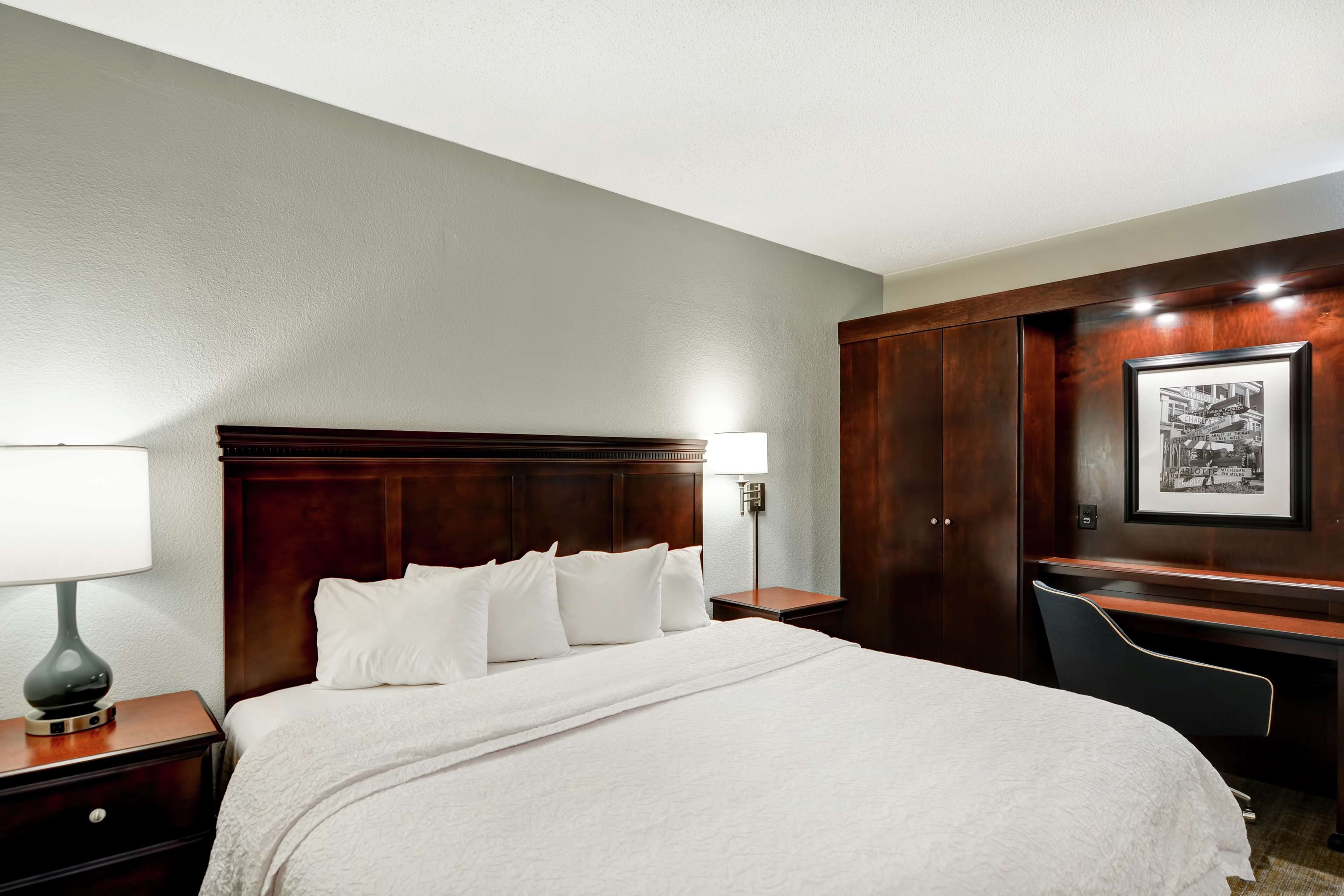 room, 1 king bed, accessible, bathtub | premium bedding, pillow-top beds, in-room safe, laptop workspace