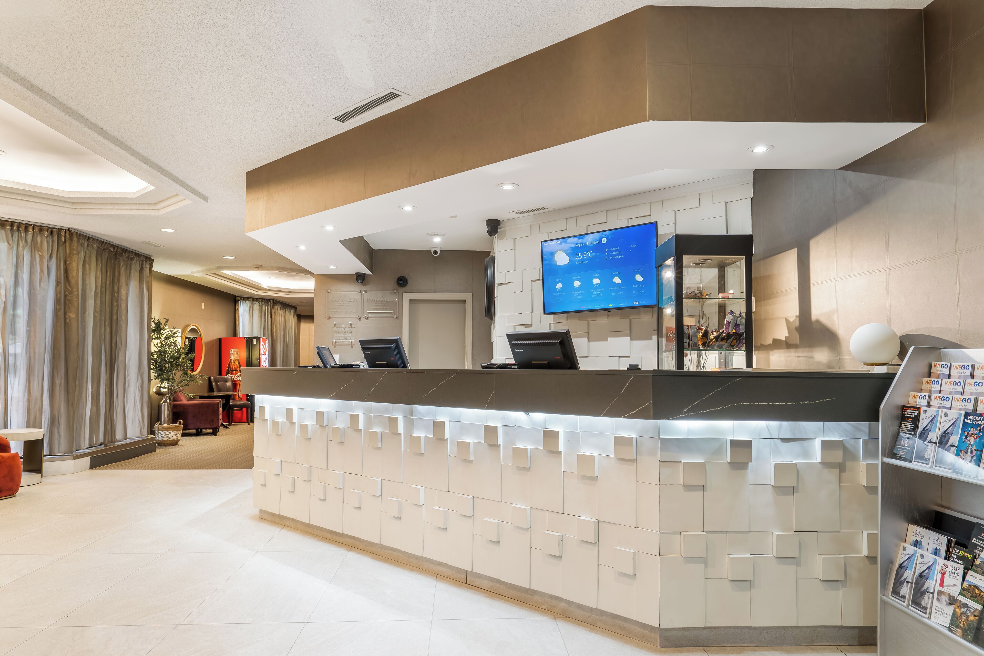 Foto - Ramada Plaza by Wyndham Niagara Falls