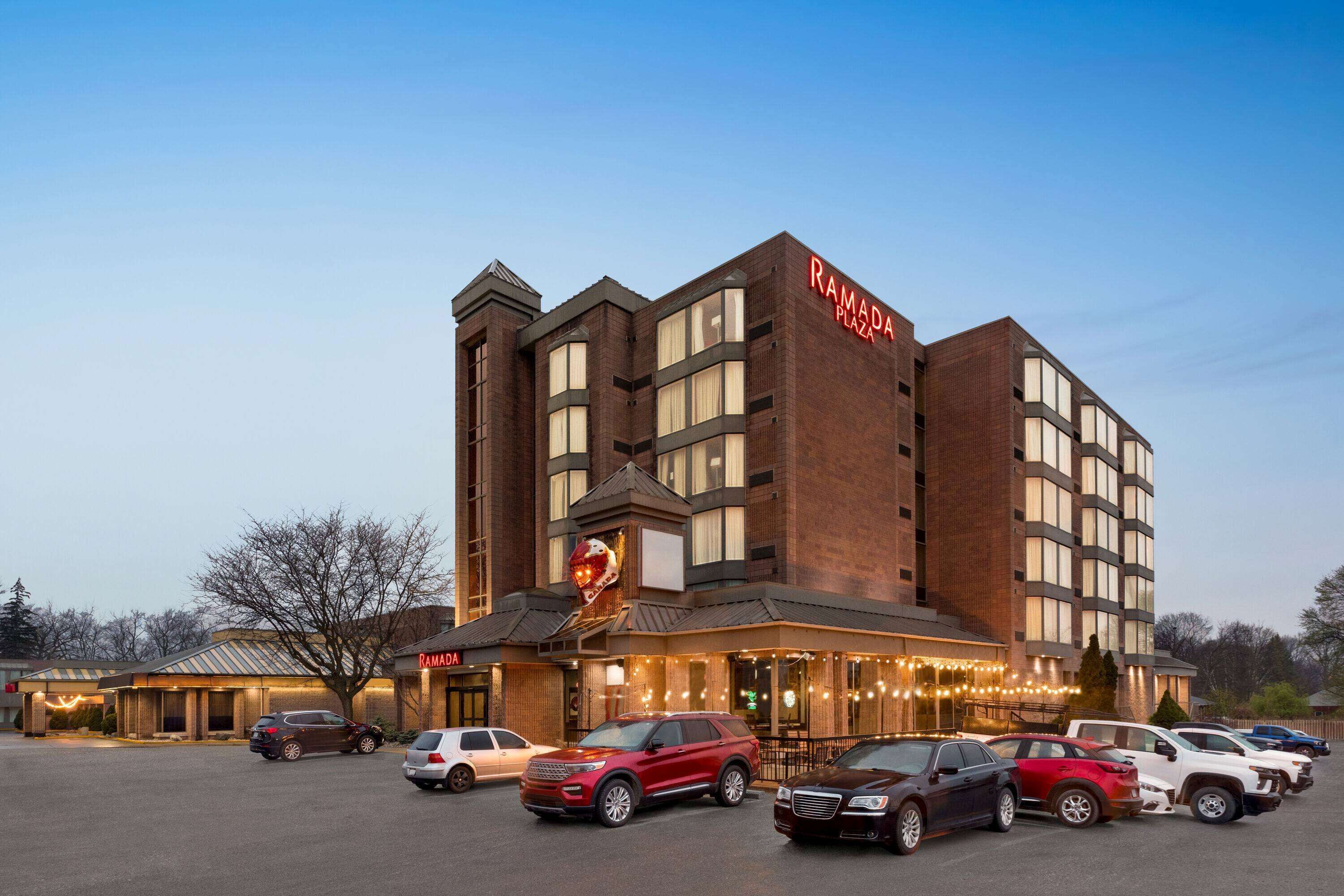 Foto - Ramada Plaza by Wyndham Niagara Falls