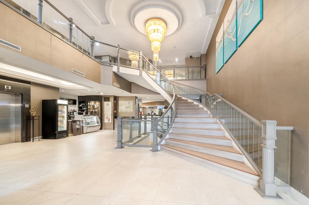 Ramada Plaza by Wyndham Niagara Falls