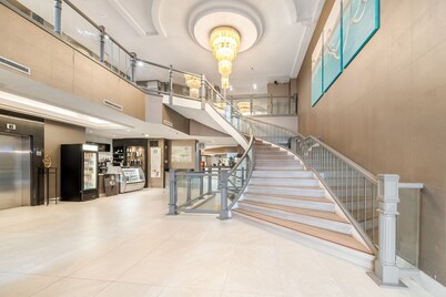 Ramada Plaza by Wyndham Niagara Falls