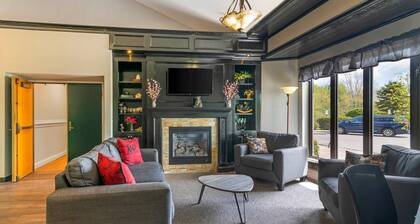 Black Bear Inn, an Ascend Collection Hotel