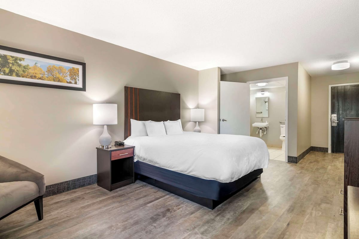 desk, iron/ironing board, free wifi, bed sheets