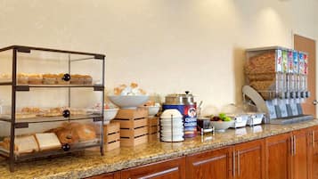 Free daily continental breakfast