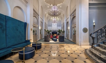 Interior entrance at The Marker Union Square San Francisco