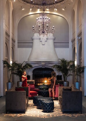 Fireplace - The Marker Union Square San Francisco (San Francisco)
