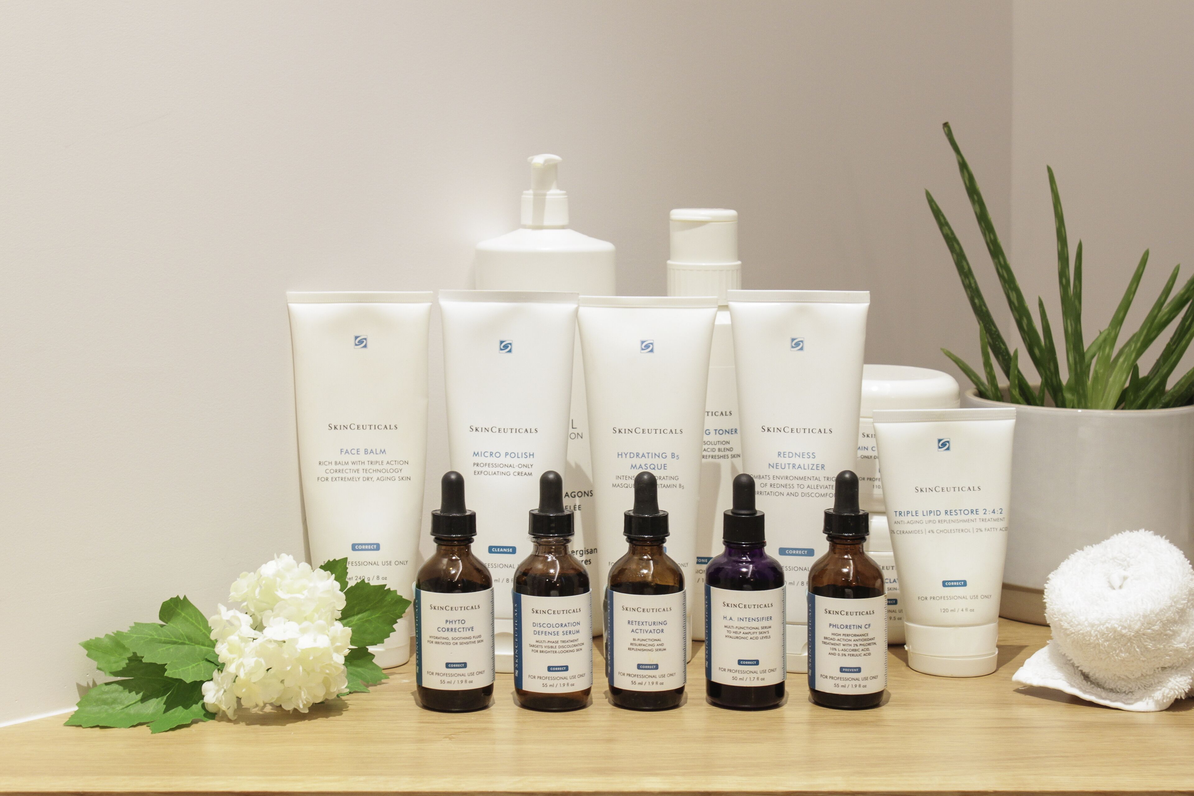 couples treatment room(s), body treatments, body scrubs, facials